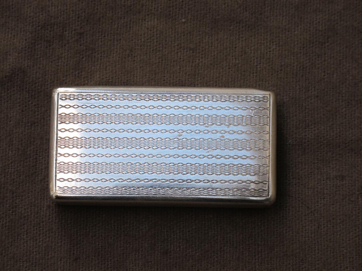 Tabatière En Argent