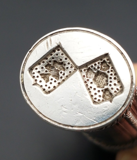 étui Porte Cire En Argent Armoiries De La Famille Le Camus