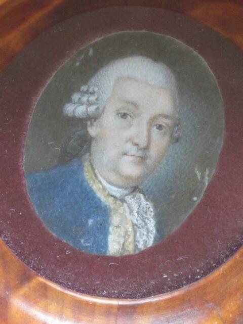 miniature Portrait d'homme d'époque XVIII ème siècle