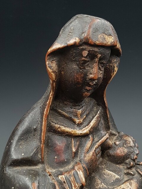 Sculpture Fuite En Egypte La Vierge Assise En Majesté Sur Sa Mule Allaitant l'Enfant Jésus