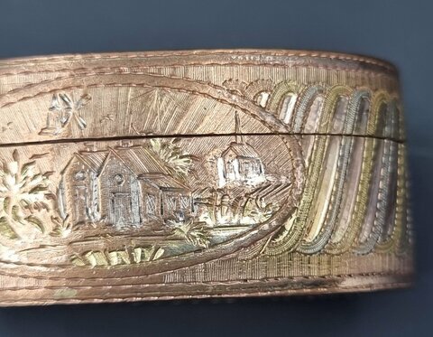 Boite d'époque Louis XVI à Décor De Paysage En Très Bon état