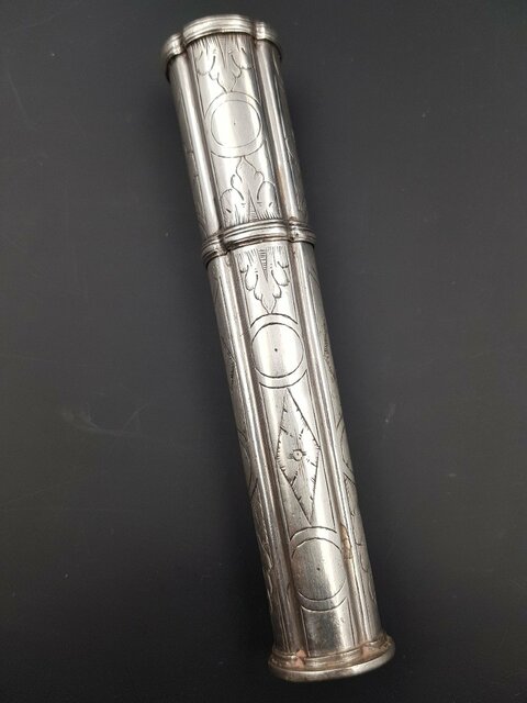 Cachet Porte Cire En Argent Aux Armes Bleynie De Galaup , Poinçon De Bayonne XVIII E Siècle
